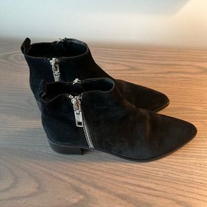 COPY - Dolce Vita booties